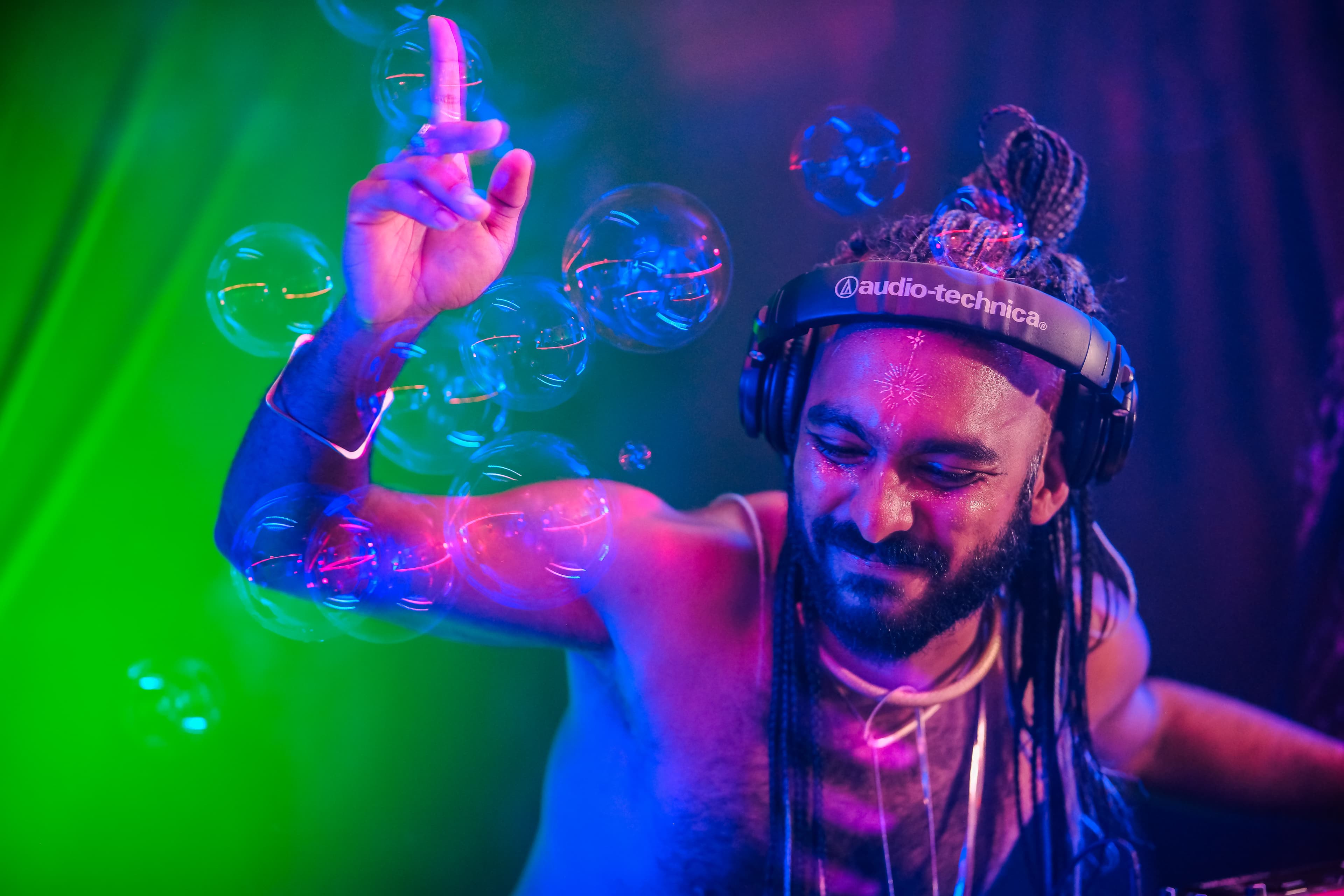 Performance — live set